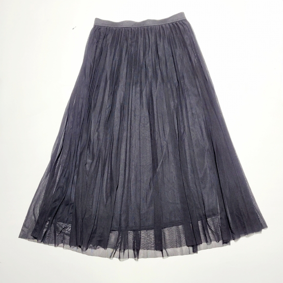 Sincerely Jules Black Pleated Shear Flowy Maxi Skirt Women's (L) - Picture 7 of 9